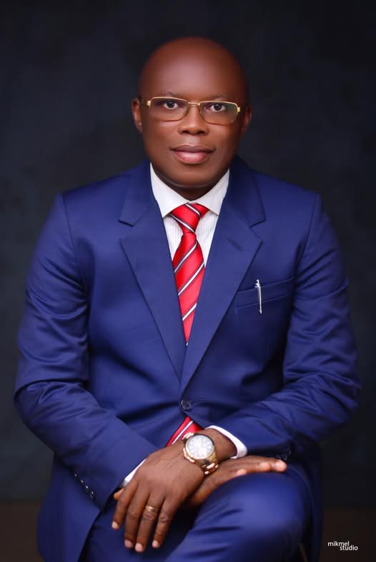 DR. AKABUIKE REVEALS THE TRUTH ABOUT CEASAREAN SECTION AS HE WISHES EVERYONE A FAVOURABLE NEW MONTH
